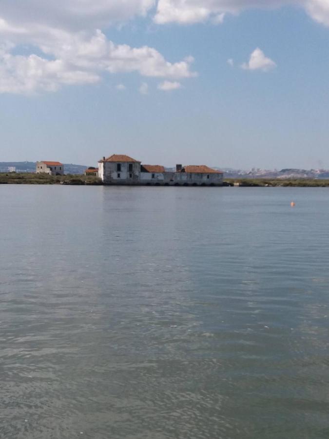 Casa Do Rio - Riverside House Seixal  Exterior photo